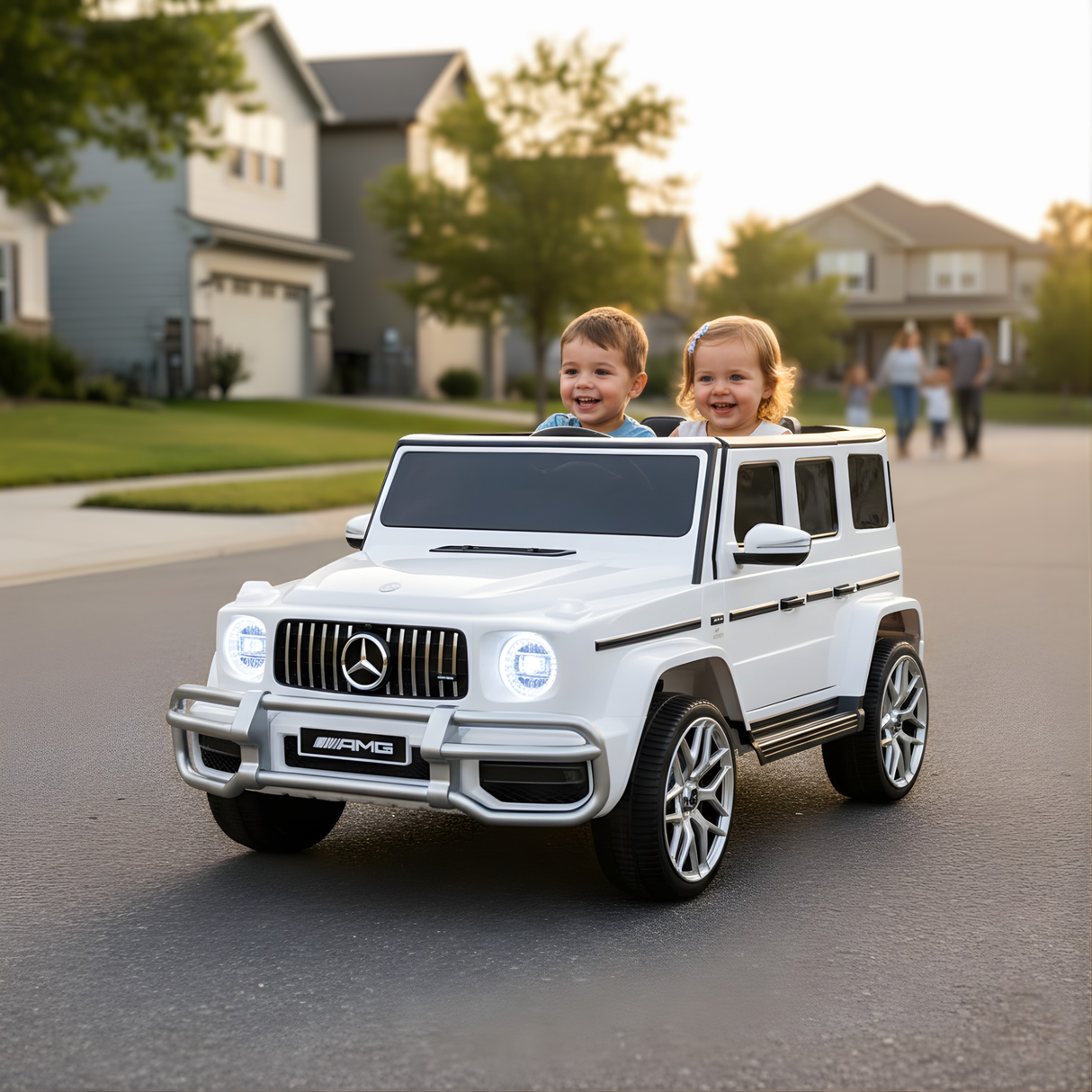White 24V/4x4 Official Mercedes Benz G63 Ride On Car with EVA Wheels, Music & RC