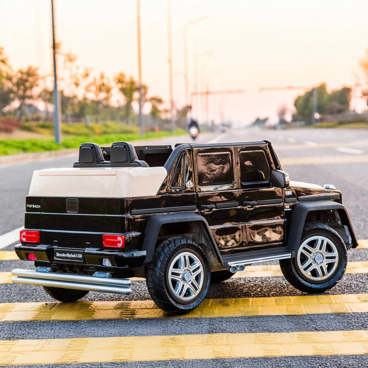 12V Mercedes Maybach G650 Landaulet 1-Seater 4X4 Ride-On Truck with EVA Tires, LED Lights, Music, Remote