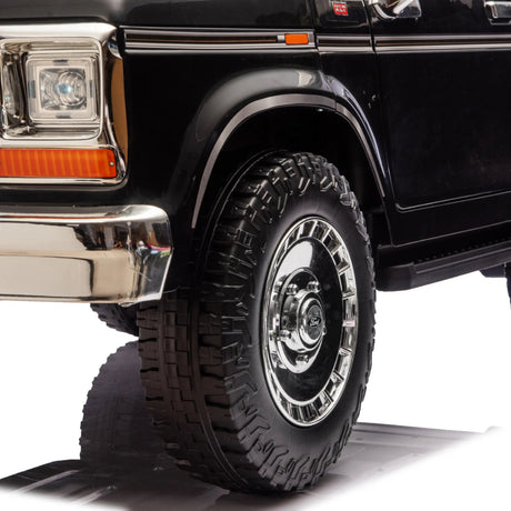 24V Ford 150 Vintage 2-Seater 4X4 AWD Ride-On Truck with EVA Tires, Music, Remote