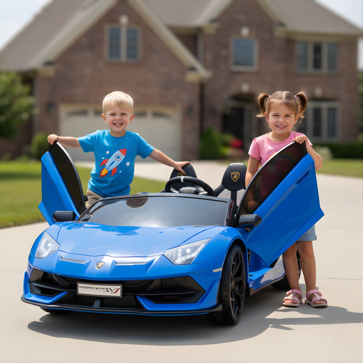 Blue 24V 24V Lamborghini Aventador SVJ Ultimate Kids' Ride-On Drifting Car